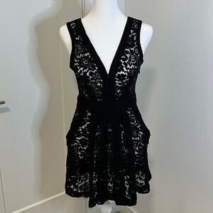 FREE PEOPLE Black Lace Sleeveless Dress - FREE SHIPPING on Bundles $85+
